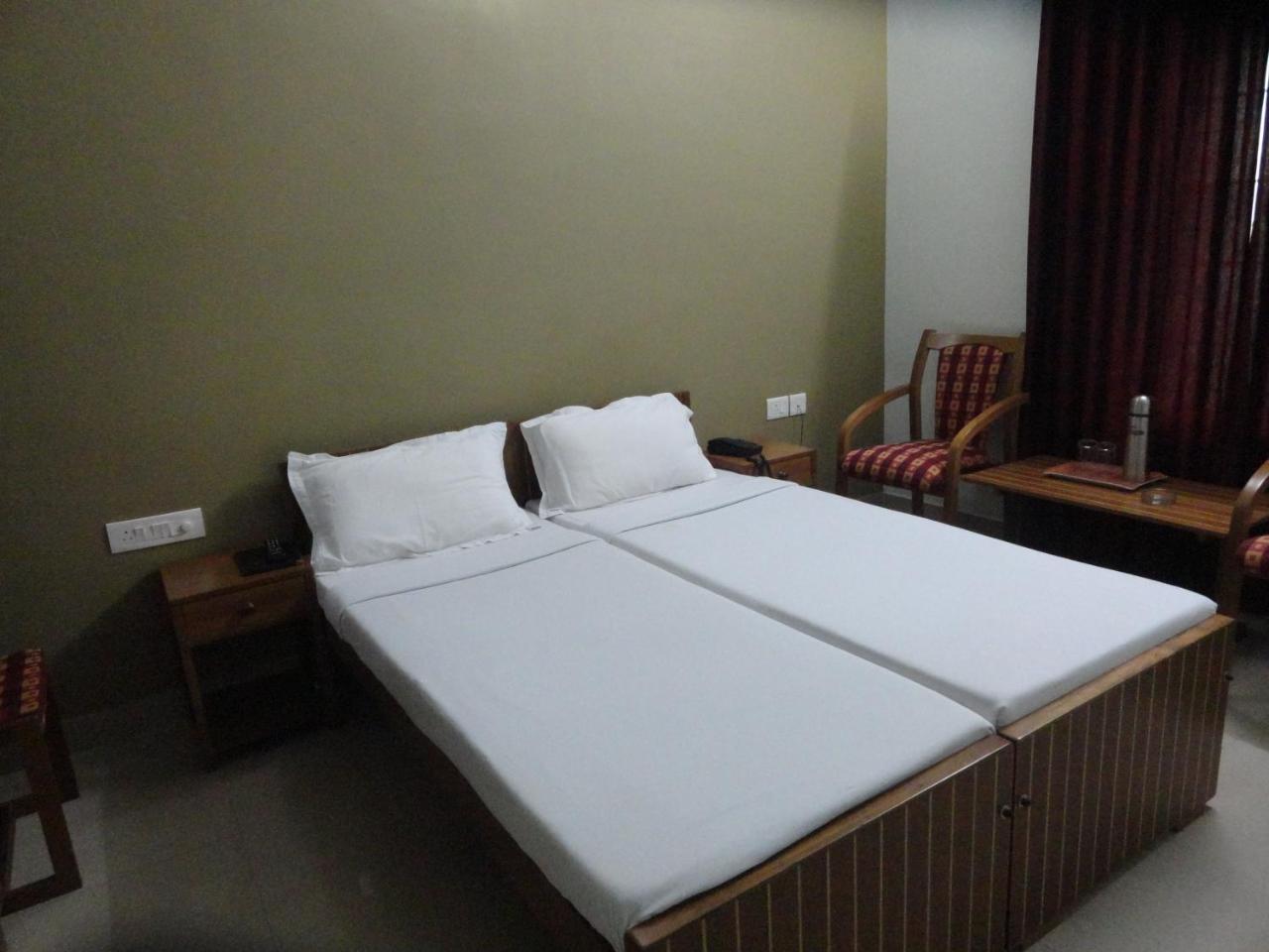 Hotel Madikeri Heritage Extérieur photo
